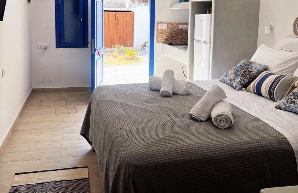 Seafront Apartment Kimolos